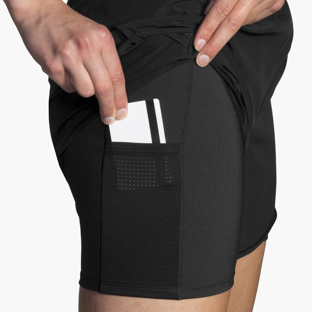 Brooks Chaser 5" 2-in-1 Short - Schwarz