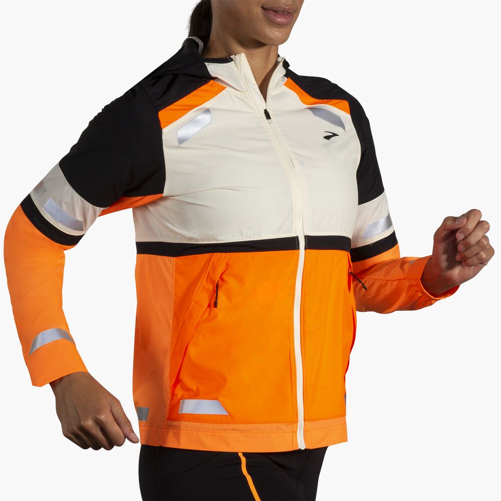 Brooks Run Visible Jacket 2.0 - Ecru/Fluoro Flash/Schwarz