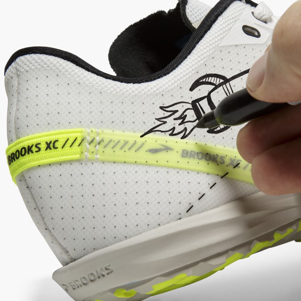 Brooks Draft XC Spikeless - Weiß/Schwarz/Nightlife